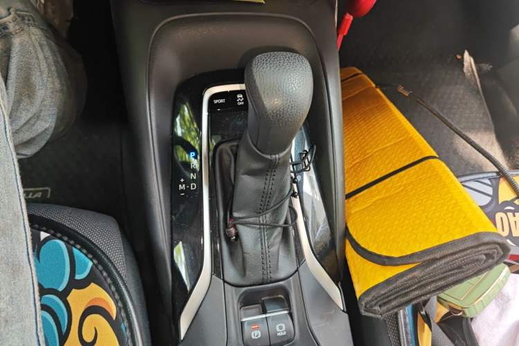 Used Toyota Corolla 2021 TNGA 1.5L CVT Elite Edition Gear Lever