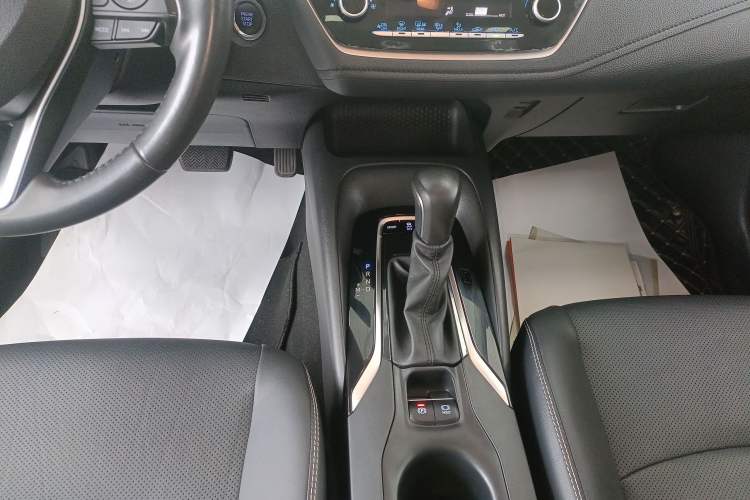 Used Toyota Corolla 2021 1.2T S-CVT Luxury Edition Gear Lever