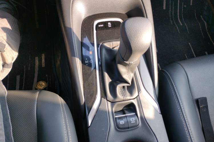 Used Toyota Corolla 2021 TNGA 1.5L CVT Pioneer Edition Gear Lever