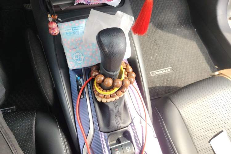 Used Toyota Corolla 2021 Dual-Motor 1.8L E-CVT Elite Edition Gear Lever