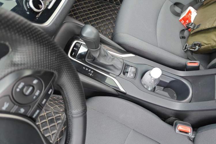 Used Toyota Corolla 2021 1.2T S-CVT Elite Edition Gear Lever