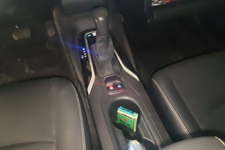 Used Toyota Corolla 2021 1.2T S-CVT Luxury Edition Gear Lever
