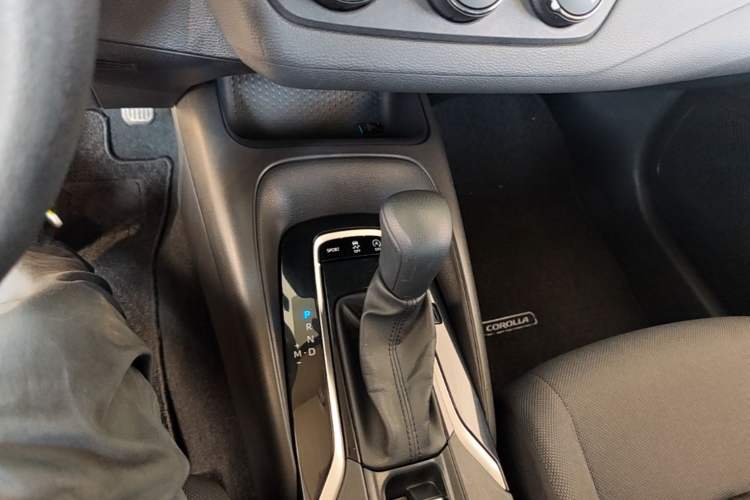 Used Toyota Corolla 2021 1.2T S-CVT Pioneer Edition Gear Lever