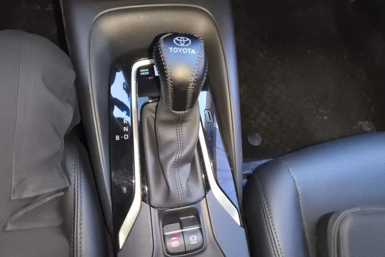 Used Toyota Corolla 2021 Dual-Engine 1.8L E-CVT Pioneer Edition Gear Lever