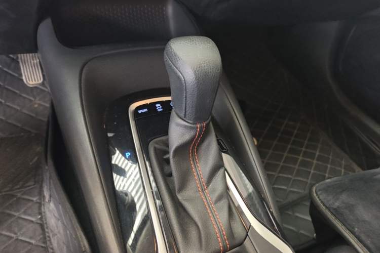 Used Toyota Corolla 2021 1.2T S-CVT Elite PLUS Edition Gear Lever