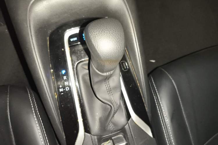 Used Toyota Corolla 2021 TNGA 1.5L CVT Pioneer Edition Gear Lever