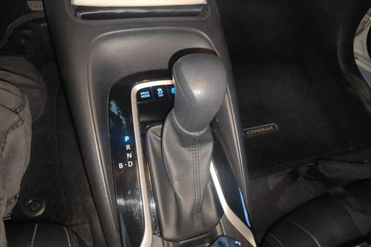 Used Toyota Corolla 2021 Dual-Motor 1.8L E-CVT Elite Edition Gear Lever