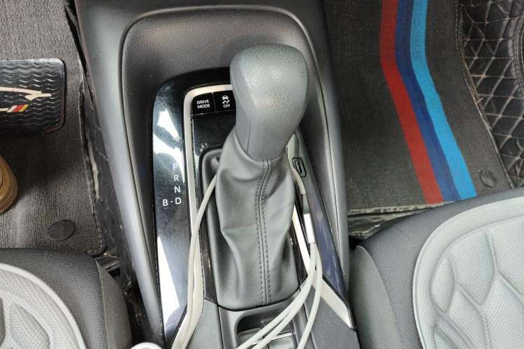 Used Toyota Corolla 2021 Dual-Motor 1.8L E-CVT Elite Edition Gear Lever