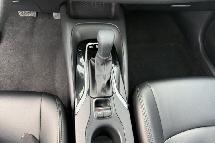 Used Toyota Corolla 2021 Dual-Motor 1.8L E-CVT Elite Edition Gear Lever