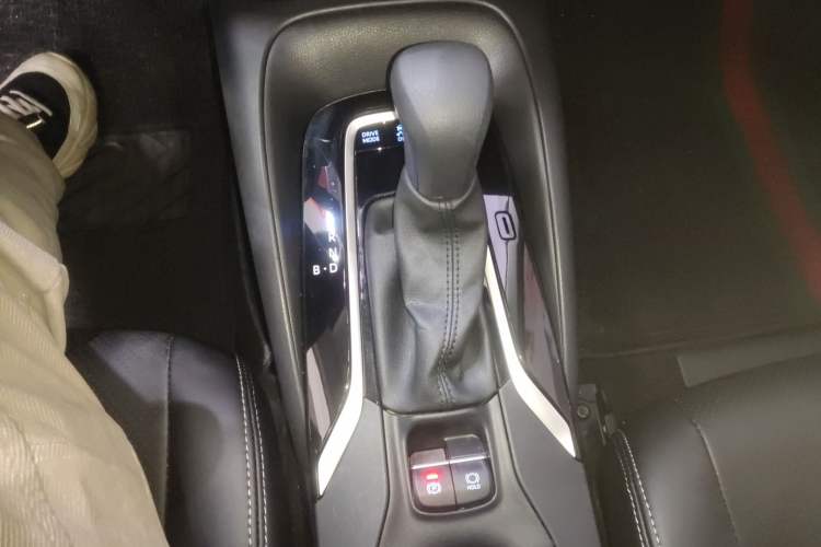 Used Toyota Corolla 2021 Dual-Motor 1.8L E-CVT Elite Edition Gear Lever