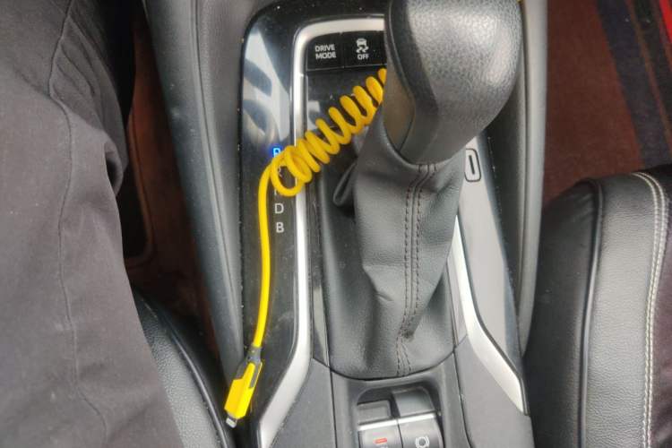 Used Toyota Corolla 2021 Dual-Motor 1.8L E-CVT Elite Edition Gear Lever