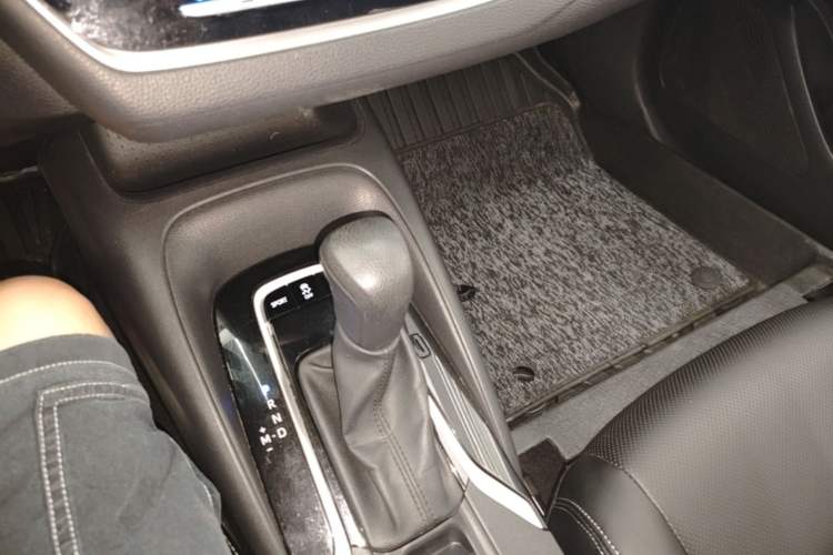 Used Toyota Corolla 2021 TNGA 1.5L CVT Elite Edition Gear Lever