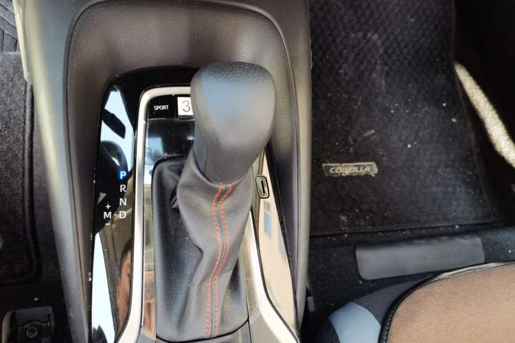 Used Toyota Corolla 2021 1.2T S-CVT Elite PLUS Edition Gear Lever