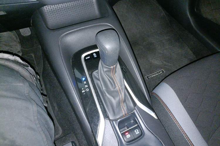 Used Toyota Corolla 2021 1.2T S-CVT Elite Edition Gear Lever