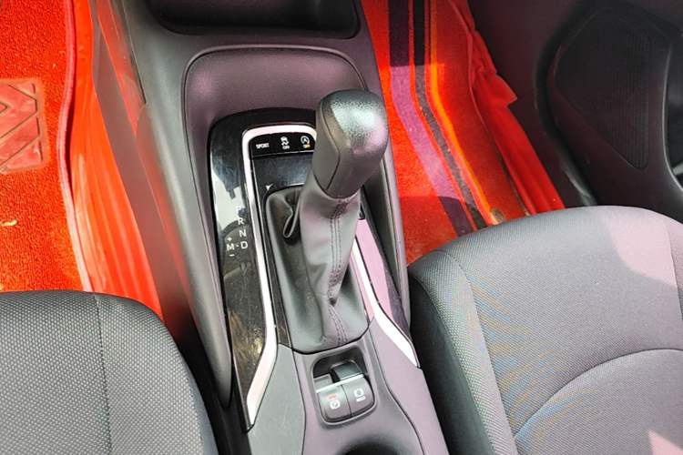 Used Toyota Corolla 2021 1.2T S-CVT Pioneer Edition Gear Lever