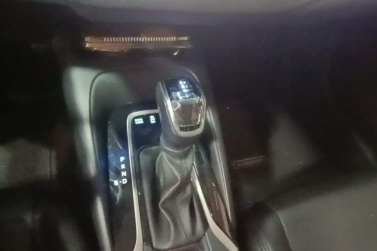 Used Toyota Corolla 2021 Dual-Motor 1.8L E-CVT Elite Edition Gear Lever