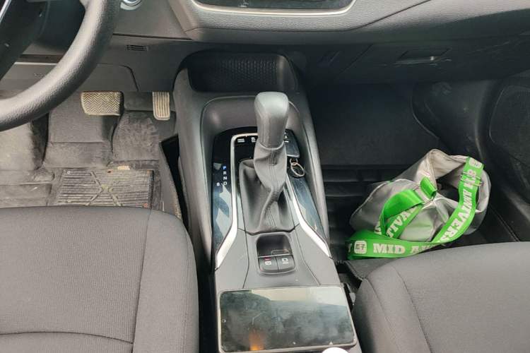 Used Toyota Corolla 2021 Dual-Motor 1.8L E-CVT Elite Edition Gear Lever