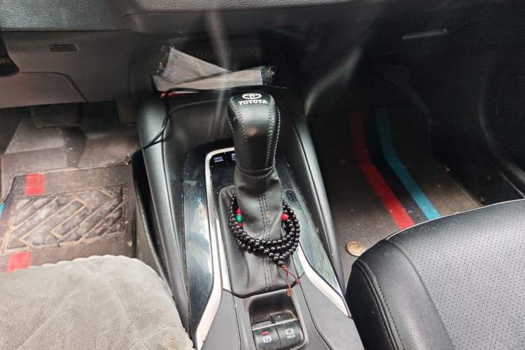 Used Toyota Corolla 2021 Dual-Motor 1.8L E-CVT Elite Edition Gear Lever