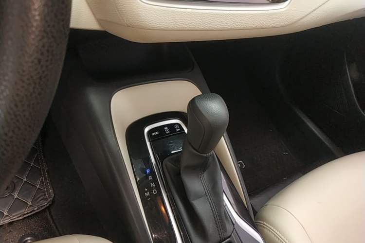 Used Toyota Corolla 2021 1.2T S-CVT Elite Edition Gear Lever