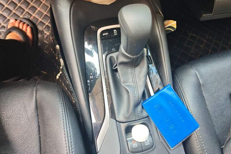Used Toyota Corolla 2021 TNGA 1.5L CVT Pioneer Edition Gear Lever
