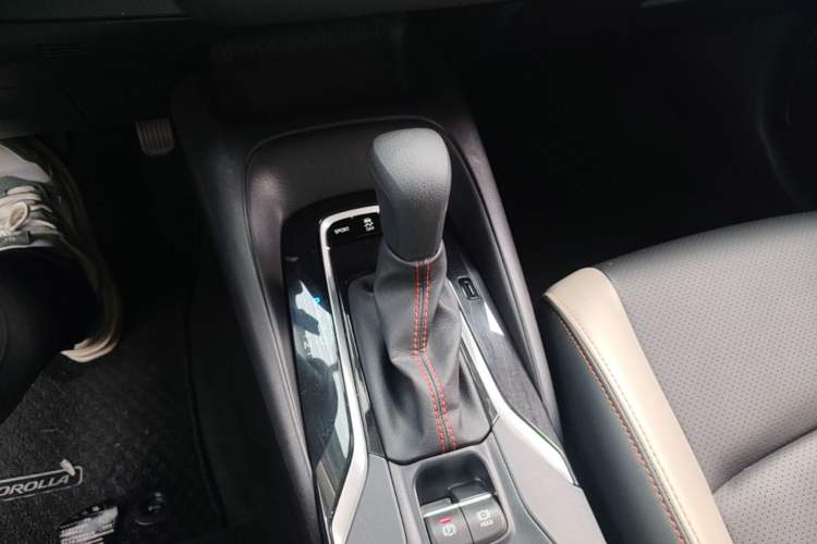 Used Toyota Corolla 2021 1.2T S-CVT Pioneer PLUS Edition Gear Lever