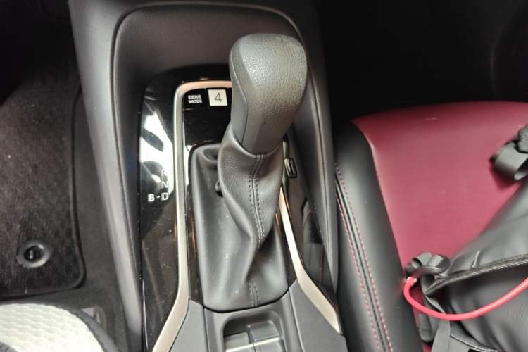Used Toyota Corolla 2021 Dual-Motor 1.8L E-CVT Elite Edition Gear Lever