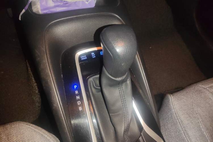 Used Toyota Corolla 2021 Dual-Motor 1.8L E-CVT Elite Edition Gear Lever