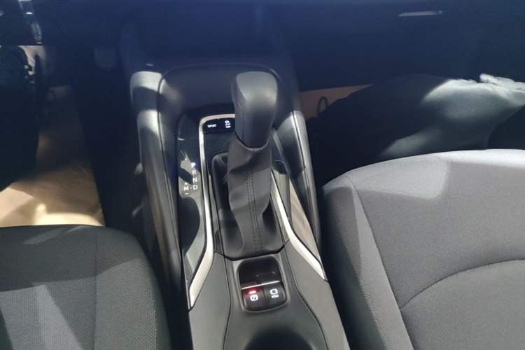 Used Toyota Corolla 2021 1.2T S-CVT Pioneer Edition Gear Lever