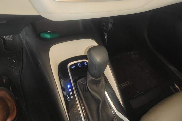 Used Toyota Corolla 2021 1.2T S-CVT Elite Edition Gear Lever