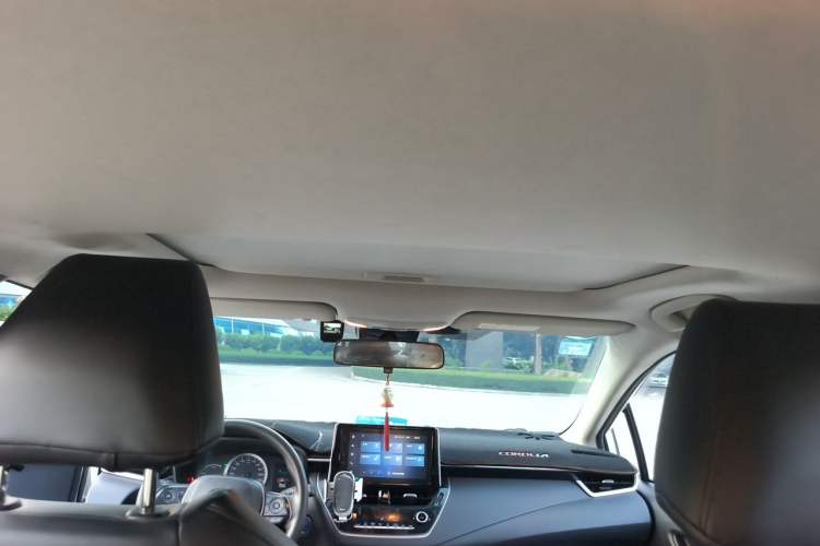 Used Toyota Corolla 2021 Dual-Motor 1.8L E-CVT Elite Edition Headliner