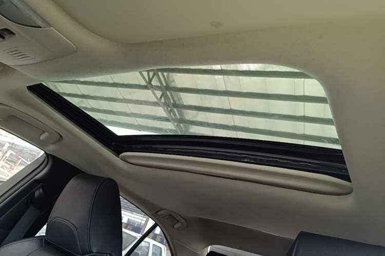 Used Toyota Corolla 2021 1.2T S-CVT Elite Edition Headliner