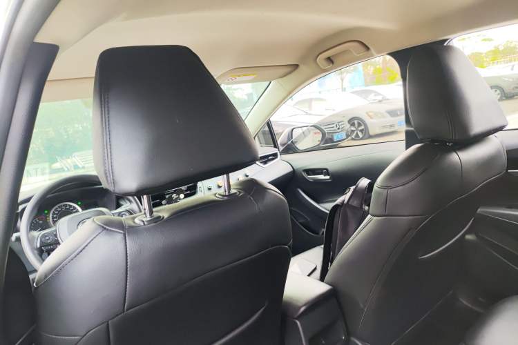 Used Toyota Corolla 2021 1.2T S-CVT Pioneer Edition Headliner