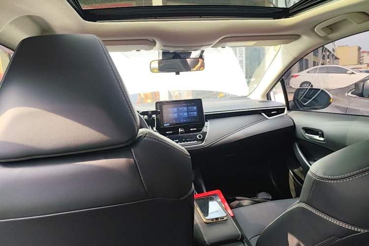 Used Toyota Corolla 2021 1.2T S-CVT Luxury Edition Headliner