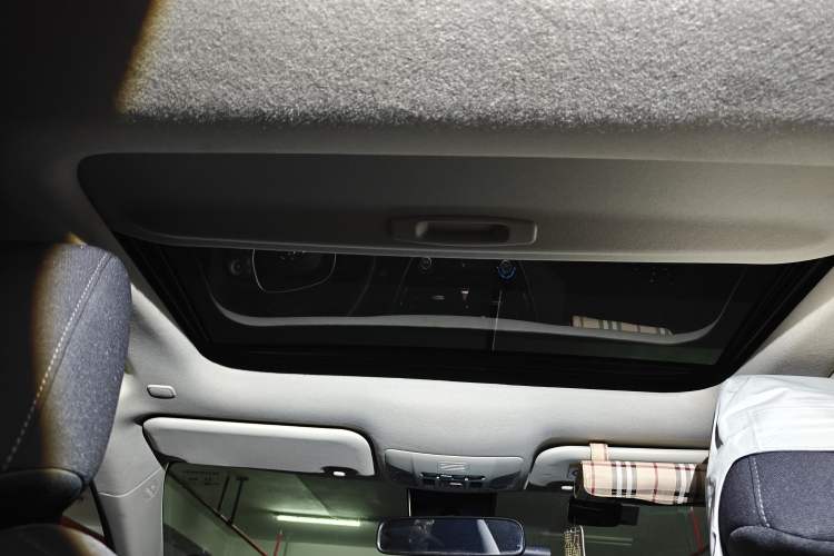 Used Toyota Corolla 2021 Dual-Motor 1.8L E-CVT Elite Edition Headliner