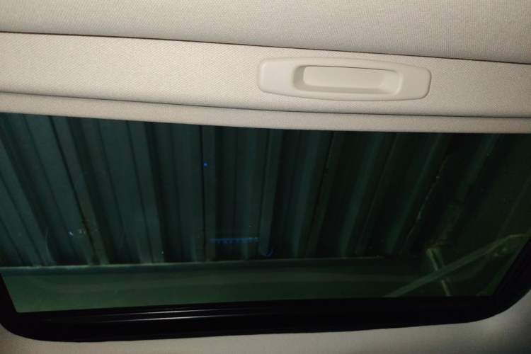 Used Toyota Corolla 2021 Dual-Motor 1.8L E-CVT Elite Edition Headliner