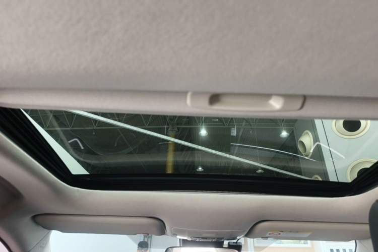 Used Toyota Corolla 2021 Dual-Motor 1.8L E-CVT Elite Edition Headliner