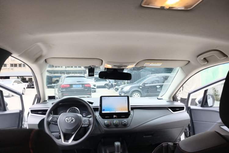 Used Toyota Corolla 2021 1.2T S-CVT Pioneer PLUS Edition Headliner