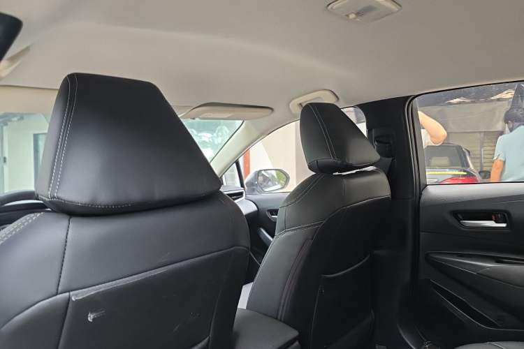 Used Toyota Corolla 2021 1.2T S-CVT Pioneer Edition Headliner