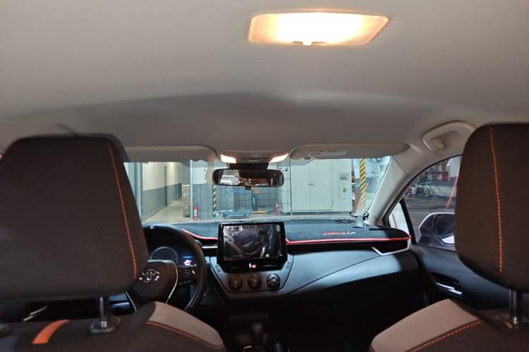 Used Toyota Corolla 2021 1.2T S-CVT Pioneer PLUS Edition Headliner