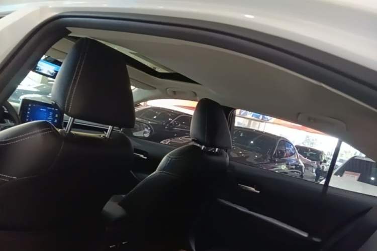 Used Toyota Corolla 2021 1.2T S-CVT Elite Edition Headliner