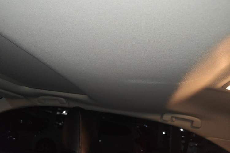Used Toyota Corolla 2021 Dual-Motor 1.8L E-CVT Elite Edition Headliner
