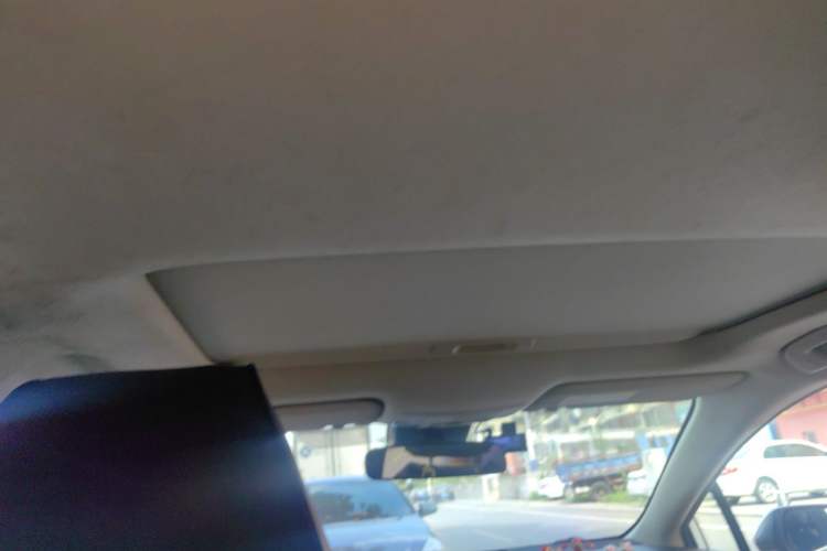 Used Toyota Corolla 2021 Dual-Motor 1.8L E-CVT Elite Edition Headliner