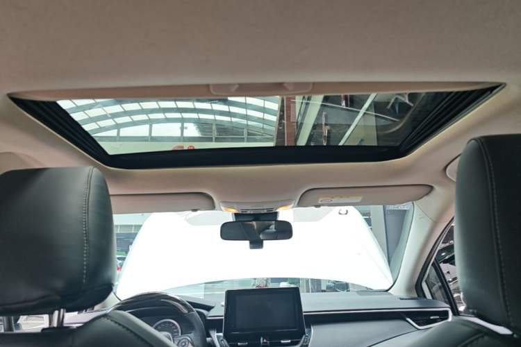 Used Toyota Corolla 2021 Dual-Motor 1.8L E-CVT Elite Edition Headliner