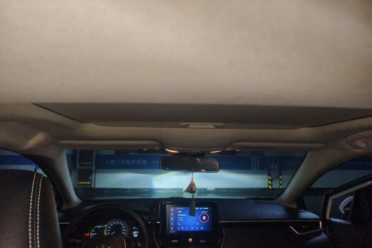 Used Toyota Corolla 2021 Dual-Motor 1.8L E-CVT Elite Edition Headliner