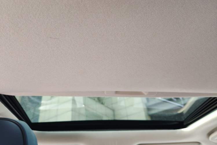 Used Toyota Corolla 2021 Dual-Motor 1.8L E-CVT Elite Edition Headliner