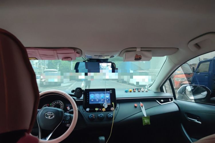 Used Toyota Corolla 2021 TNGA 1.5L CVT Pioneer Edition Headliner