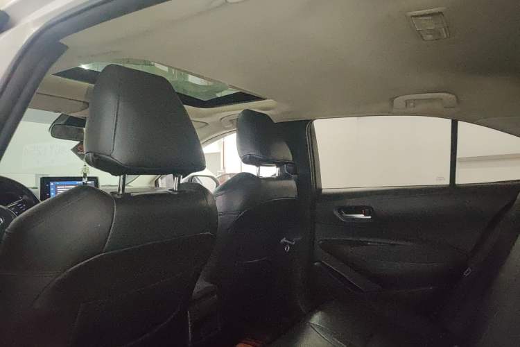 Used Toyota Corolla 2021 1.2T S-CVT Elite PLUS Edition Headliner