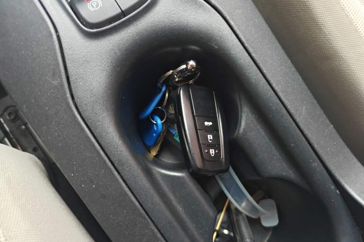 Used Toyota Corolla 2021 Dual-Motor 1.8L E-CVT Elite Edition Interior 1