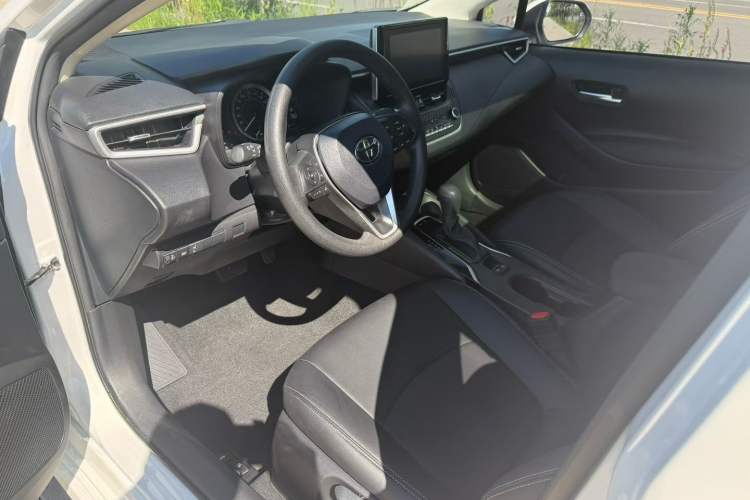 Used Toyota Corolla 2021 TNGA 1.5L CVT Elite Edition Interior 1