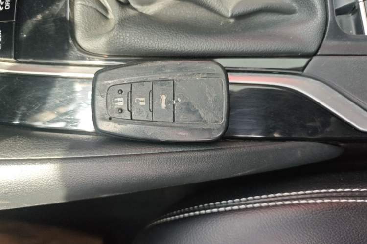 Used Toyota Corolla 2021 TNGA 1.5L CVT Elite Edition Interior 1